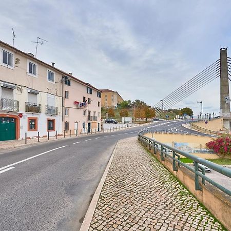 Apartament Cozy Flat In Santa Apolonia Lizbona Zewnętrze zdjęcie